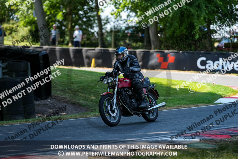 cadwell park;cadwell park photographs;cadwell trackday photographs;enduro digital images;event digital images;eventdigitalimages;peter wileman photography;racing digital images;trackday digital images;trackday photos